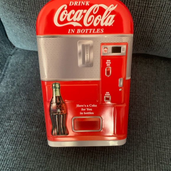 Coca-Cola Tin Lot - Picture 6 of 8